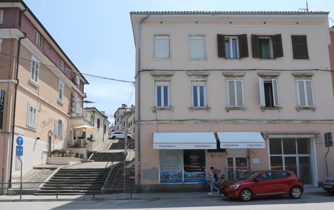 Apartman Kamala Pula Exterior photo